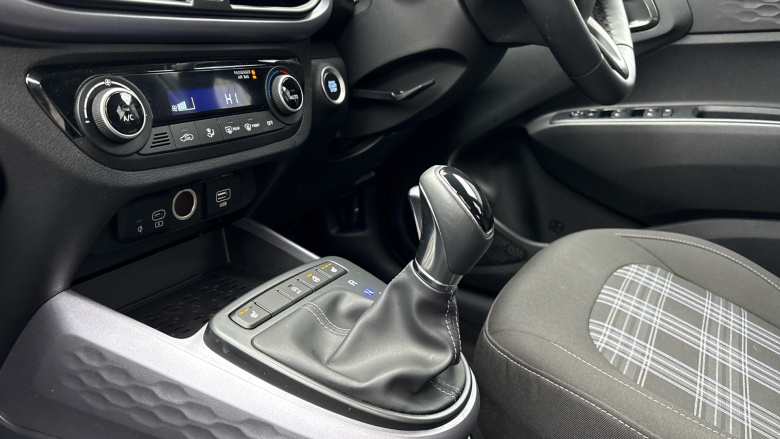 Hyundai i10 1.0 [63] Premium 5dr Auto [Nav] Petrol Hatchback